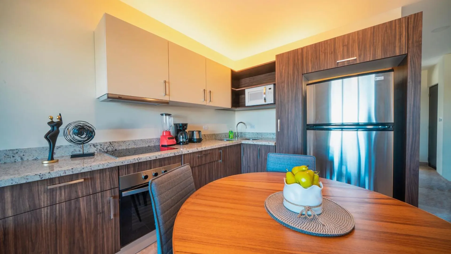 Veranda 213 - 1 Bedroom Rental At Veranto Condos - Pool & Fitness Center Playa del Carmen 0*,  Mexico
