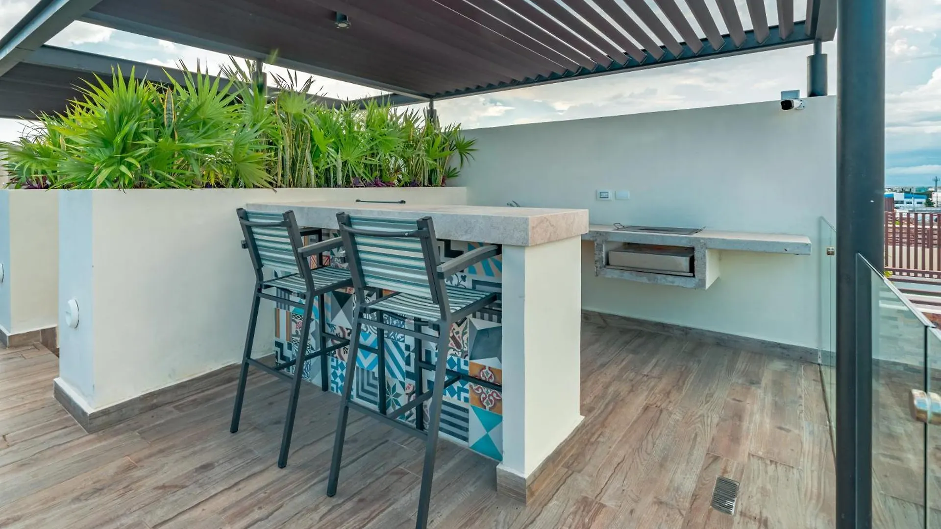 Veranda 213 - 1 Bedroom Rental At Veranto Condos - Pool & Fitness Center Playa del Carmen